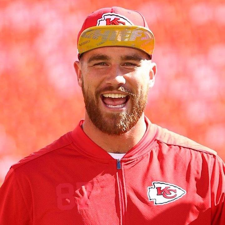 TRAVIS KELCE 🕺🪩 duhchiefs TikTok video