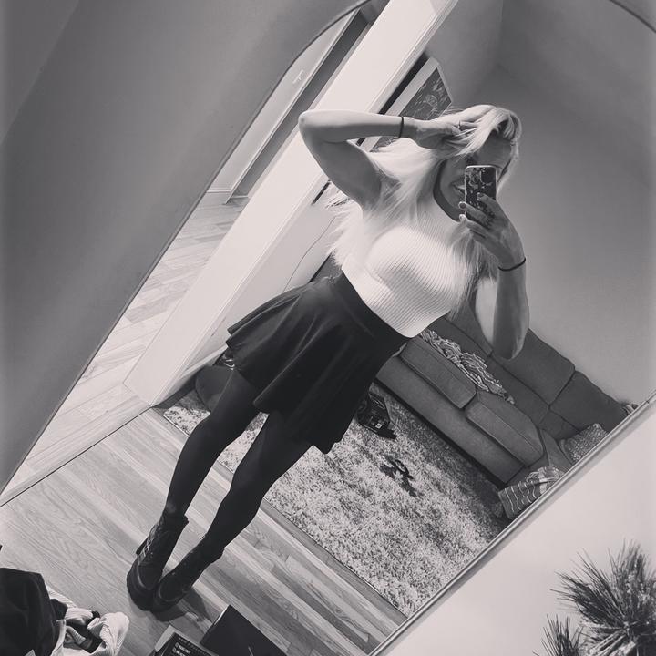 🦄 @sarahtempestburke - Sarah Burke - TikTok