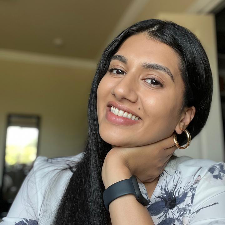 ugcravina-ugc-creator-tiktok-strategist-tiktok