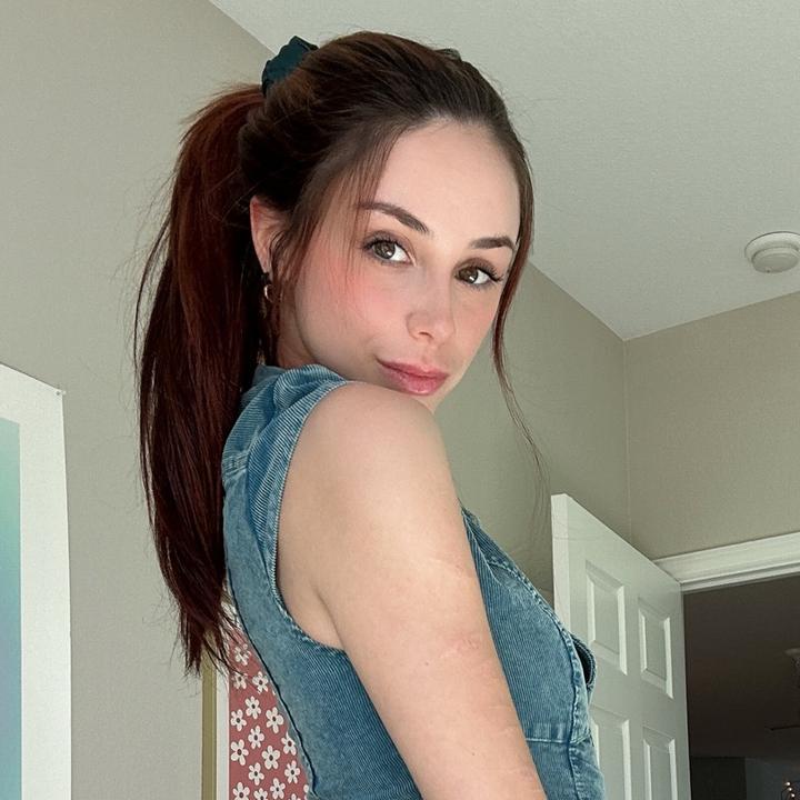 lilah_lovesyou TikTok(01)