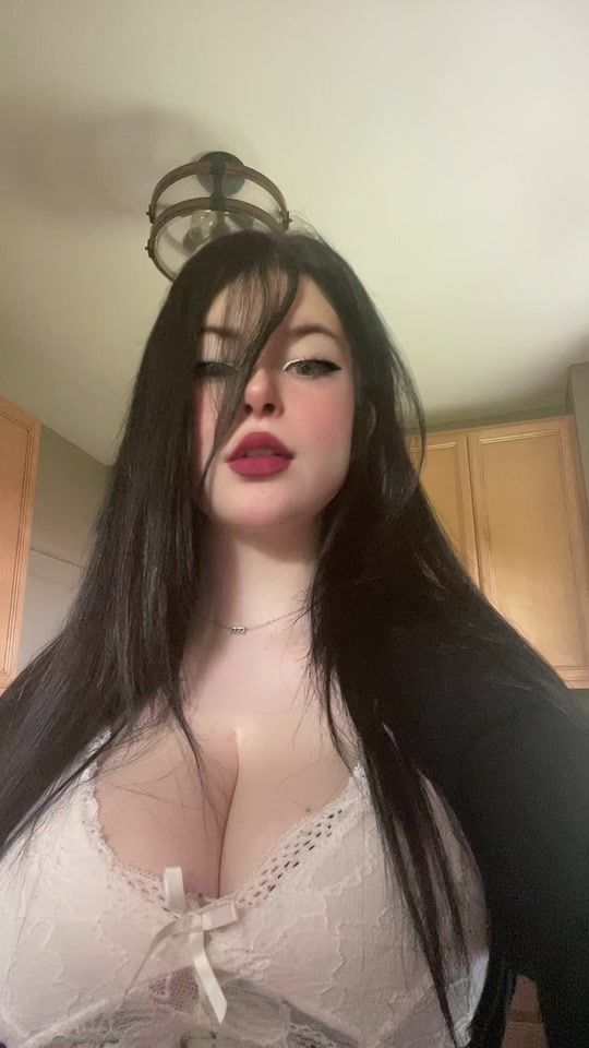 TikTok video thumbnail by mollymew2
